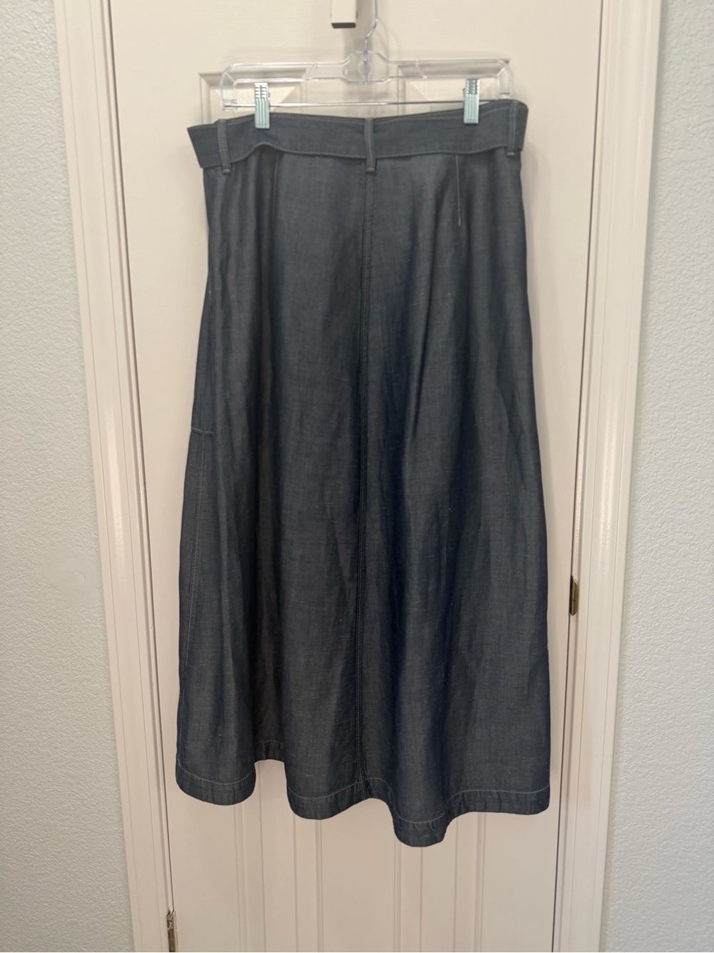 Banana Republic Midi Skirt - Picture 9 of 11